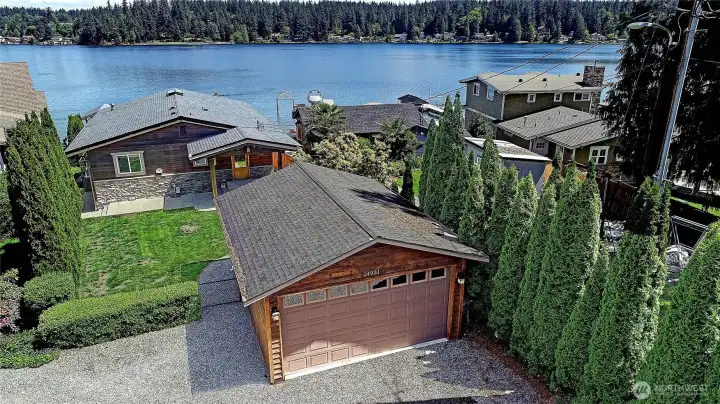 Established and Ready for Lake Life~
