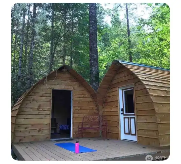 Sleeping quarters