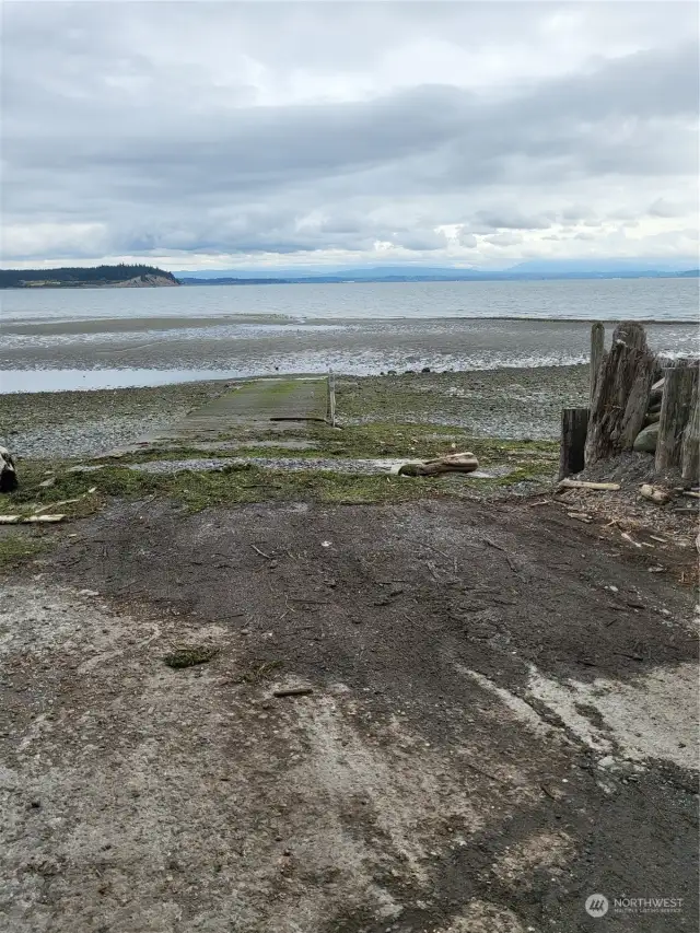 boat launch at county park 1 block away