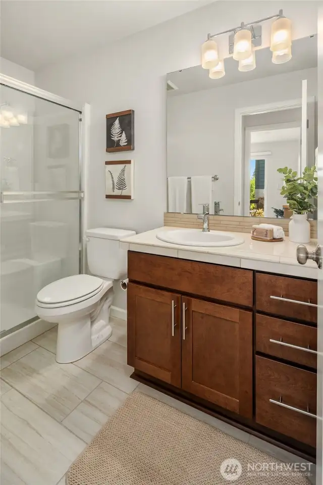 Lower Level 3/4 Bath
