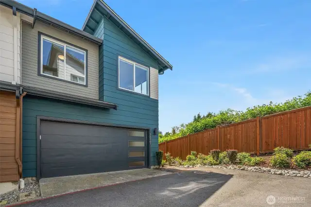 2-Car Garage