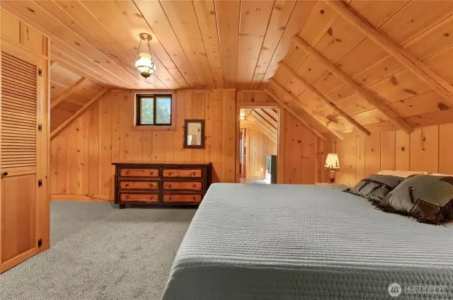 Primary suite