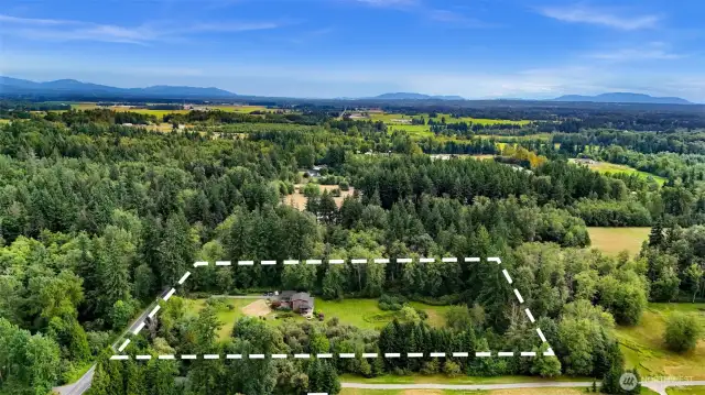 Property Lines are Approximate