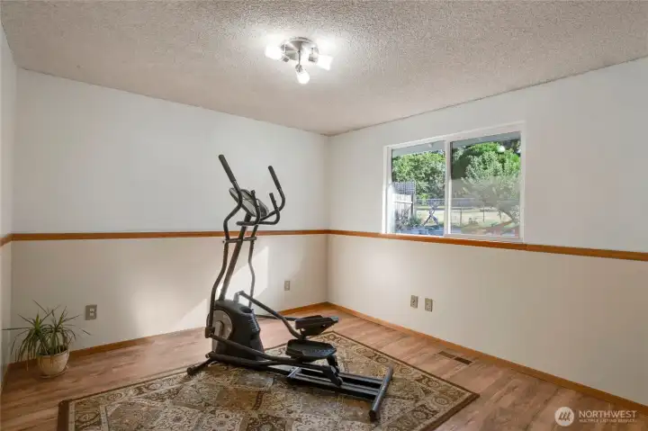 1st bedroom