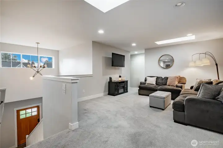 Bonus room for gathering.