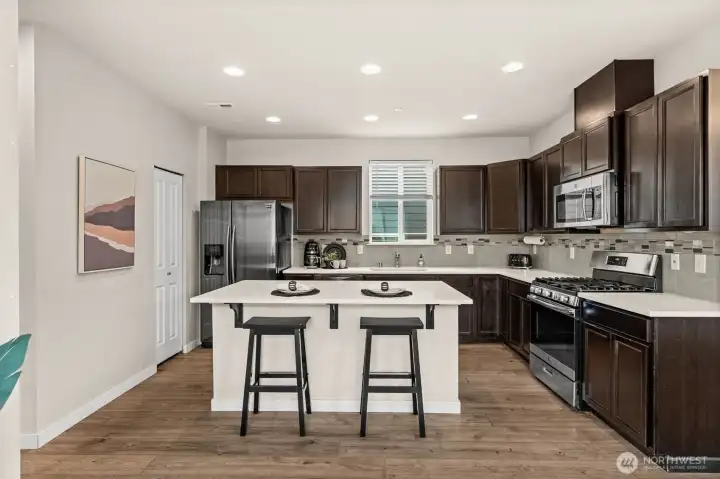 Beautiful kitchen island for entertaining guests Beautiful kitchen island for entertaining guests