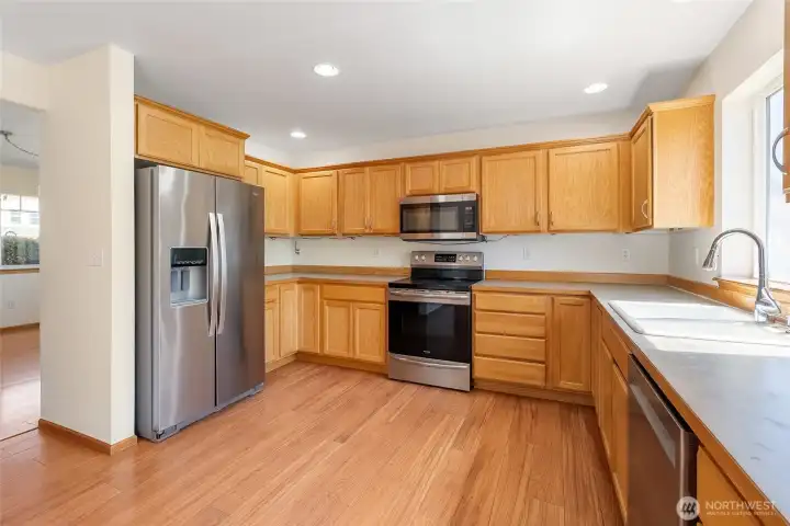 Large kitchen Large kitchen