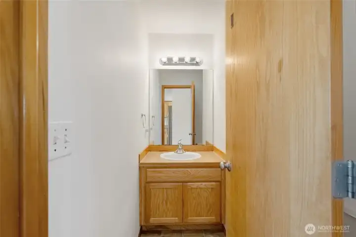 Main Floor 1/2 bath Main Floor 1/2 bath