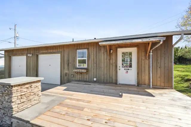Detached shop and garage