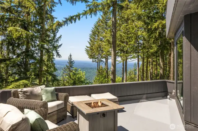Enjoy glorious views and easy access to bar-b-q on the deck located off of the kitchen dining area.  This deck can also be accessed from the laundry room.