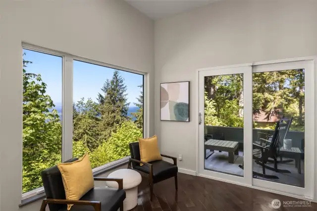 This office space allows room to spread out and a lovely deck for relaxing between meetings.