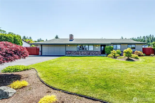 Beautifully appointed and maintained home!