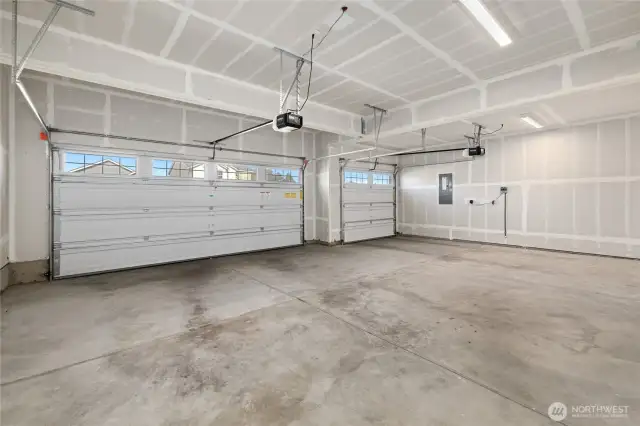 3 car garage