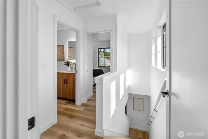 upstairs landing/hallway