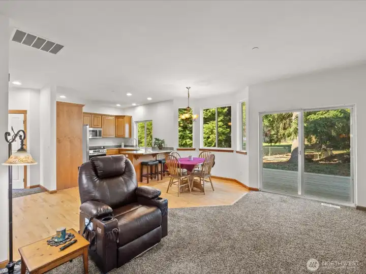 Living, Eating and Cooking all in one space!