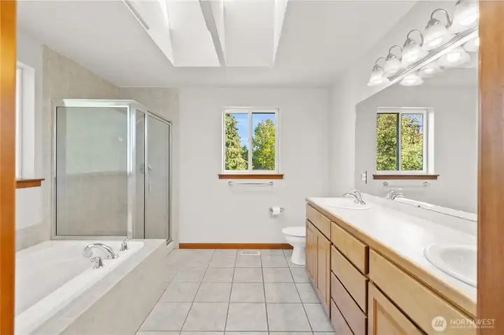 Primary Ensuite bathroom