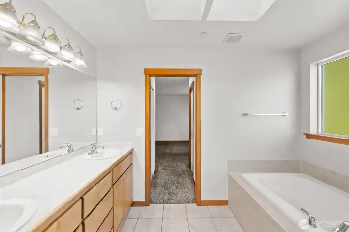 Primary Ensuite bathroom