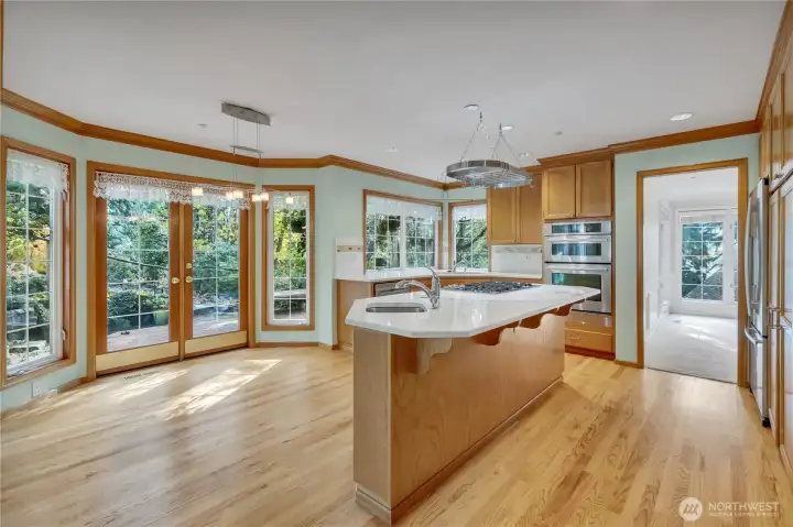 Ample space kitchen.