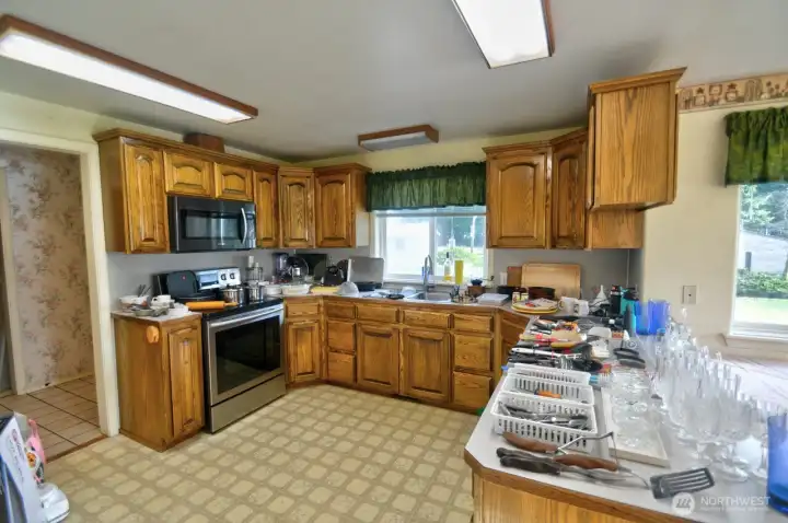 Lots of cabinet and counter space in the kitchen.