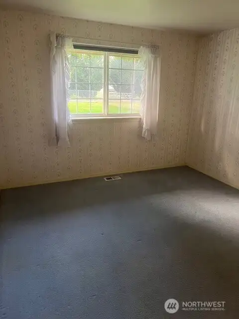 3rd bedroom.