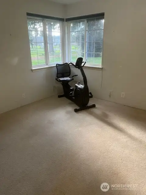 2nd bedroom.