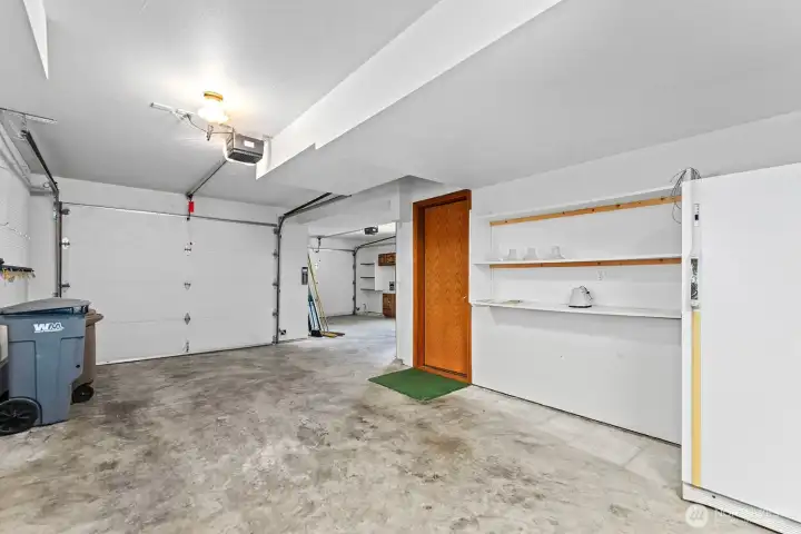 oversized 2 car garage