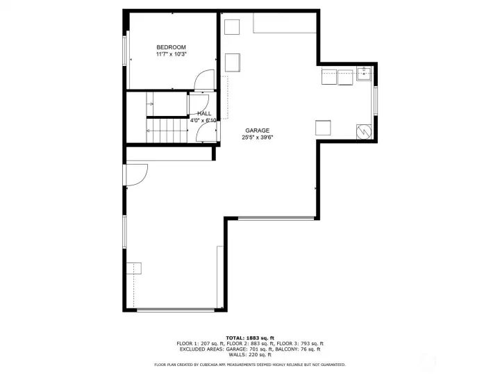 This lower room isn't a legal bedroom as it is a 2 bedroom septic.