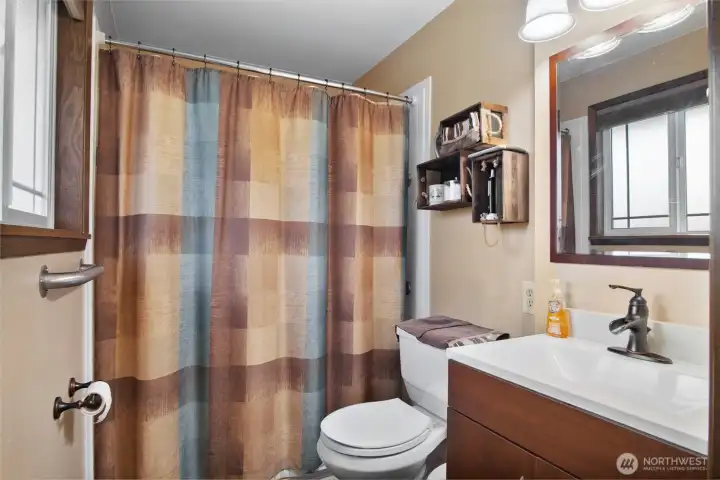 Primary Ensuite