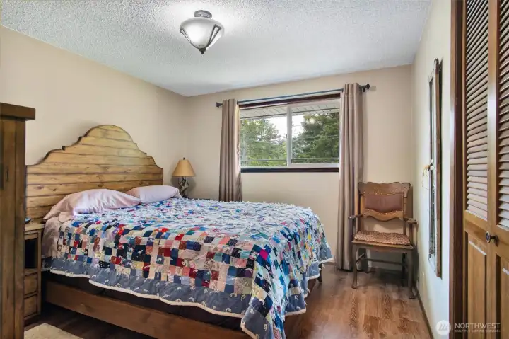 Guest Bedroom 1