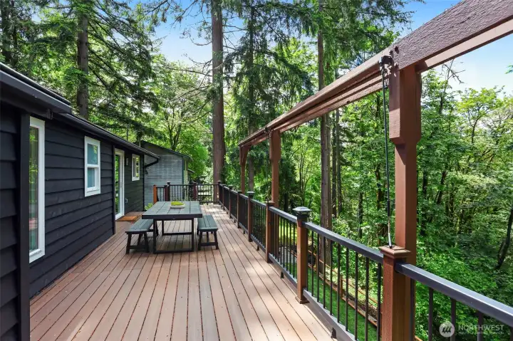 Upper level deck is a perfect place to unwind in privacy. Upper level deck is a perfect place to unwind in privacy.