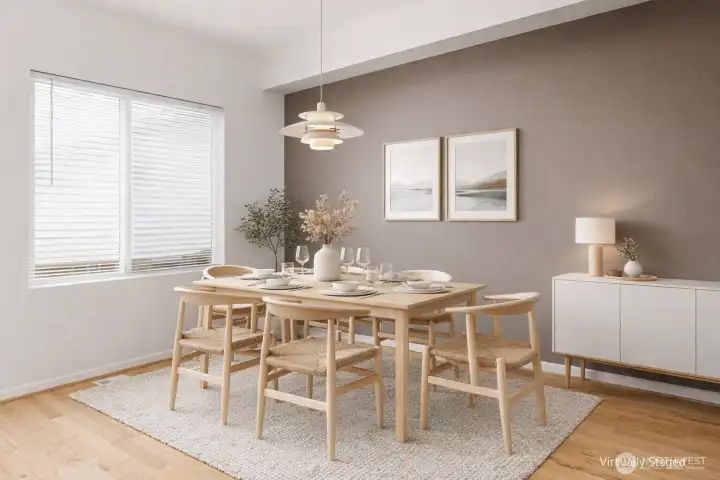 Dining area, perfect for everyday meals and gatherings. Dining area, perfect for everyday meals and gatherings.