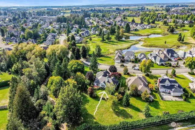 This ideal location is also adjacent to the trail spur leading to the Jim Kaemingk Trail System, which connects to Bender Fields and the renowned City Park in Lynden.