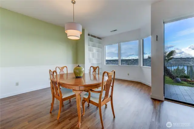 The dining area can be easily expanded to accommodate a crowd.