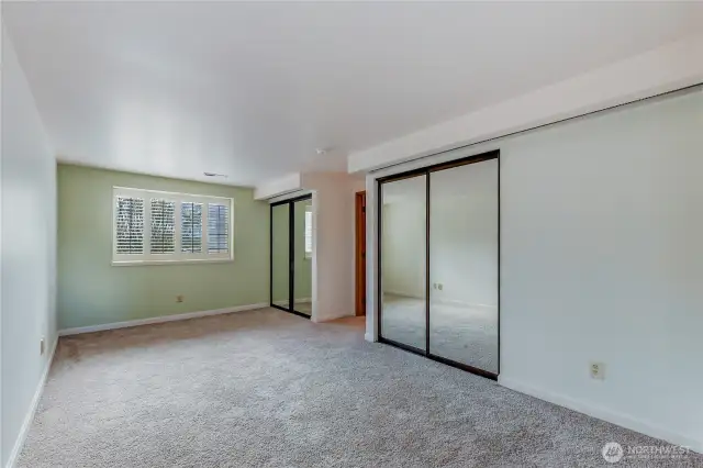 Guest room unstaged.
