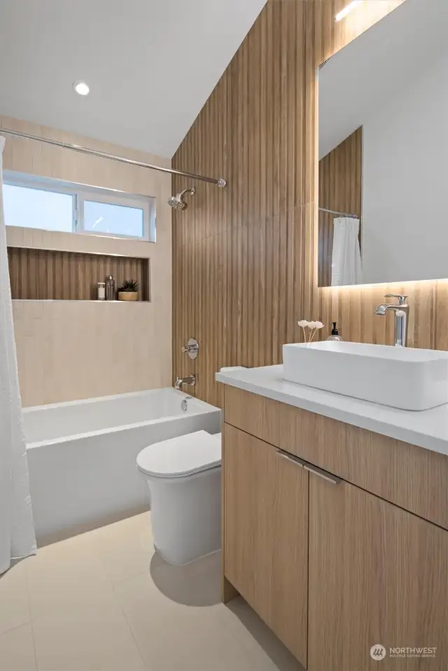 Main Bath, Delta fixtueres, skirted toilet