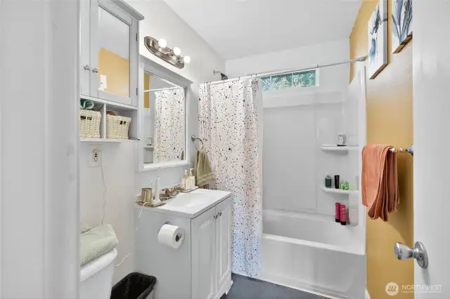 Upstairs Full Bath