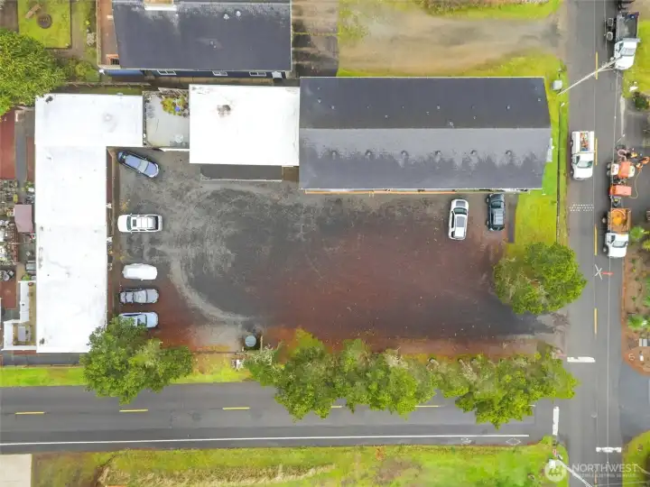 aerial shot of the Beachcomber condos.