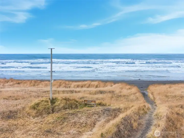 deeded & public beach access.