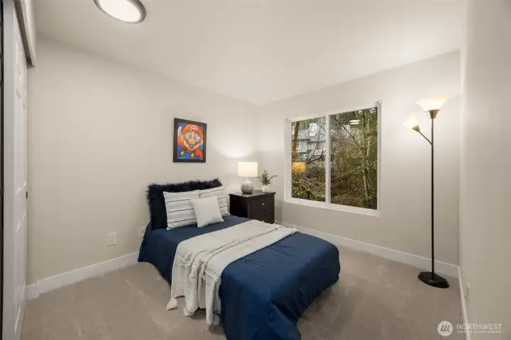 Large guest bedroom