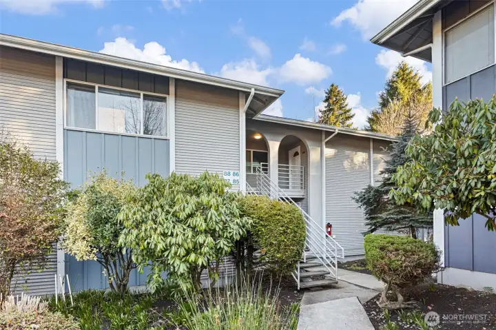 Beautiful 1 bedroom Lake Sammamish home. Welcome!