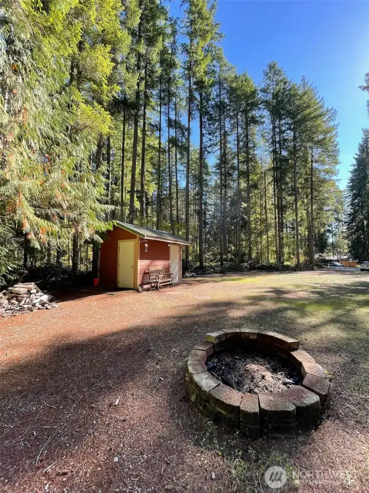 Easy resting by the fire pit for warmth or smores or ??