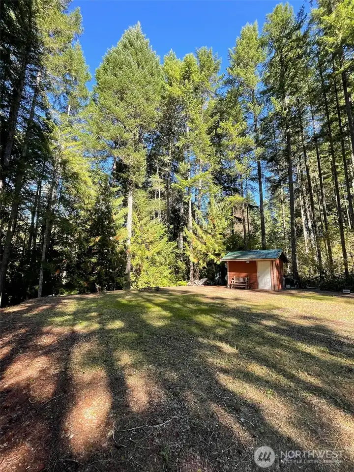 Such a beautiful spot with a walking trail down to a zen like retreat stream and then out the lake