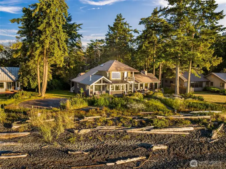 Discover new horizons from 115 Donahue Lane on Orcas Island