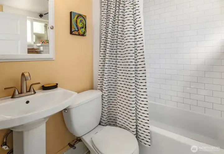 Lower level en-suite bathroom.