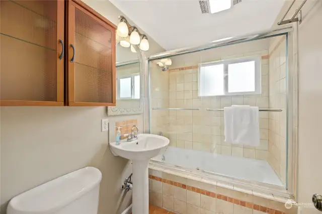 Main floor bathroom with soaking tub