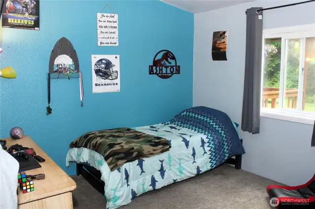 2nd bedroom