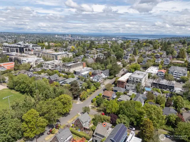 One block from all that Queen Anne Ave has to offer