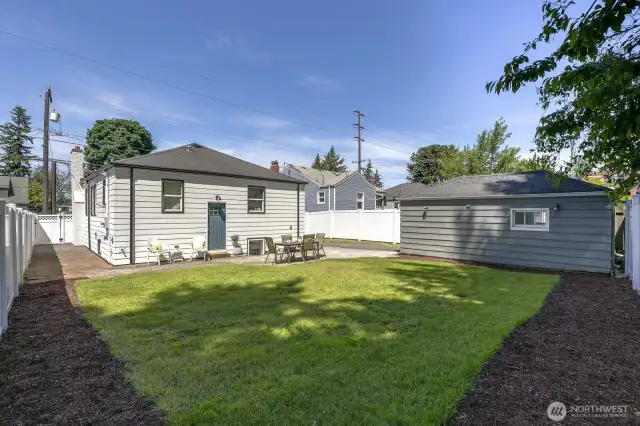 South East Corner of the lot. Do you also see the potential for a DADU?
