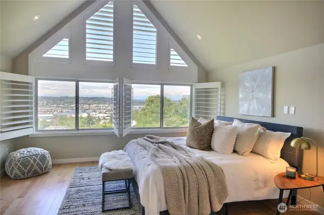 Huge vaulted ceilings, custom blinds.