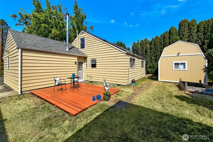 Backyard, deck, and mini-barn
